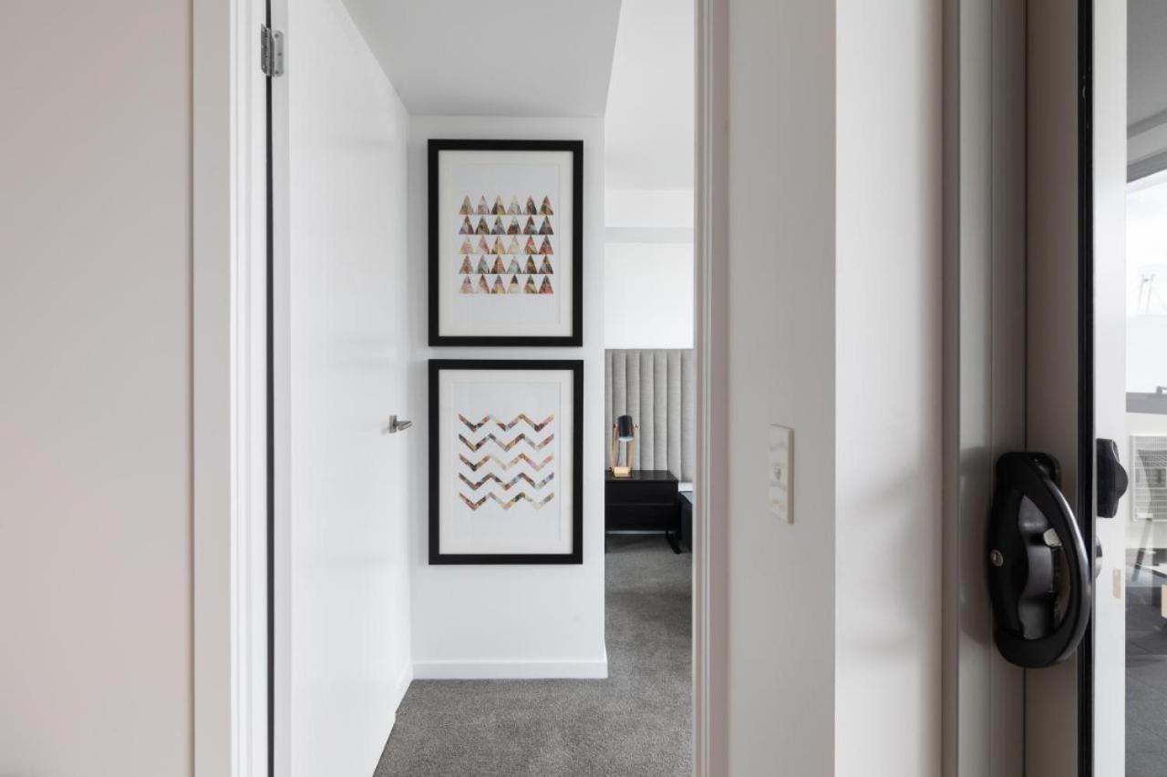 Modern Meets The Gabba Apartment Brisbane Exterior photo
