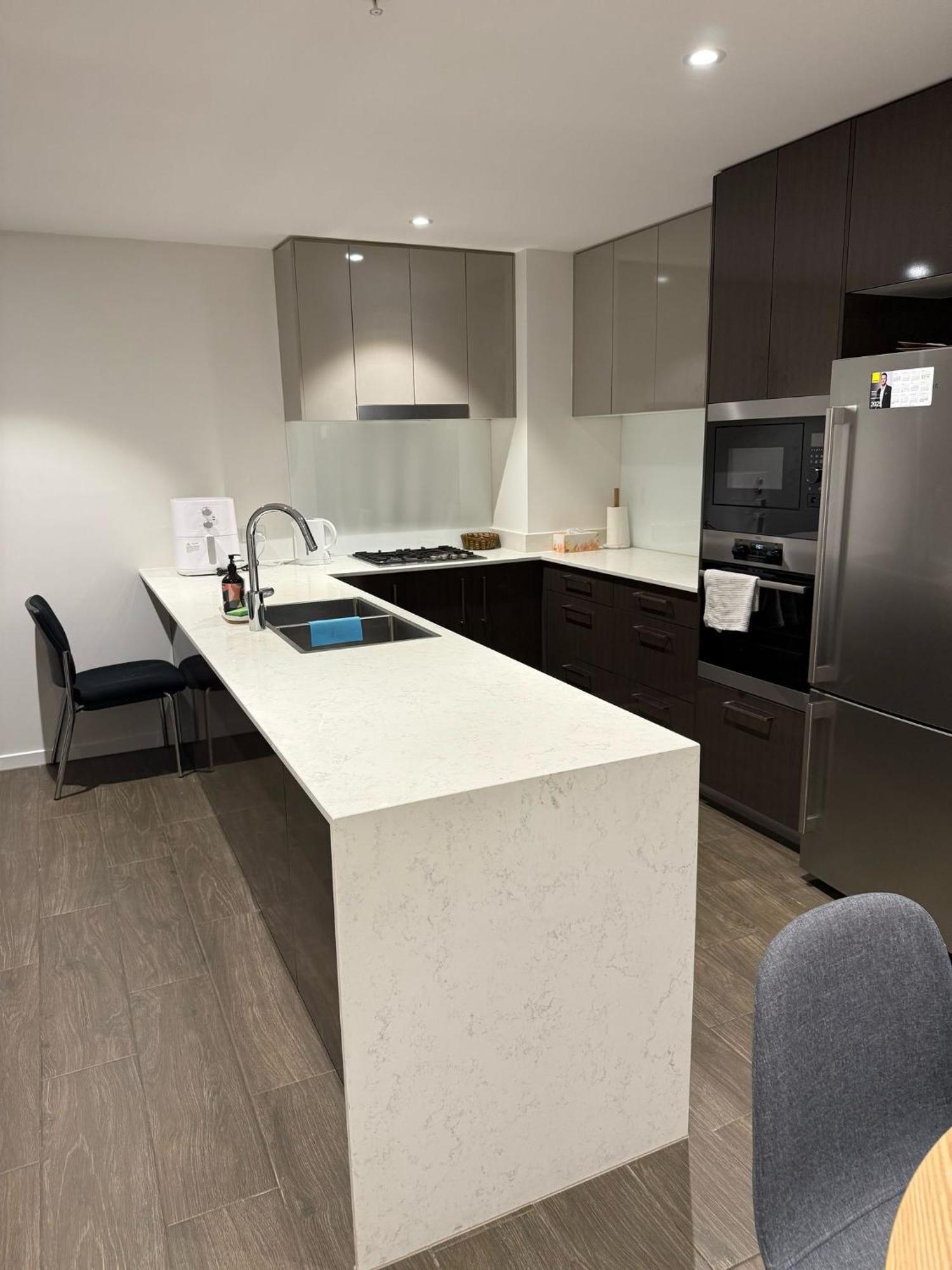 Modern Meets The Gabba Apartment Brisbane Exterior photo